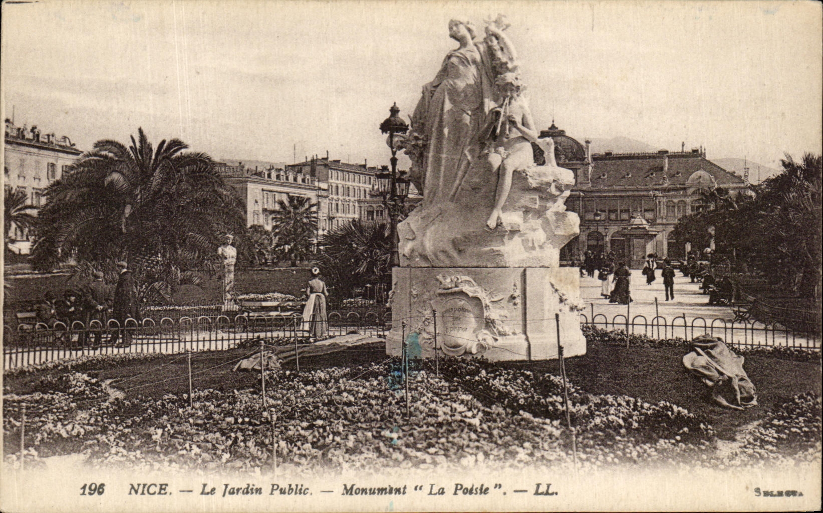 CPA Niza la poesia del monumento del jardin publico