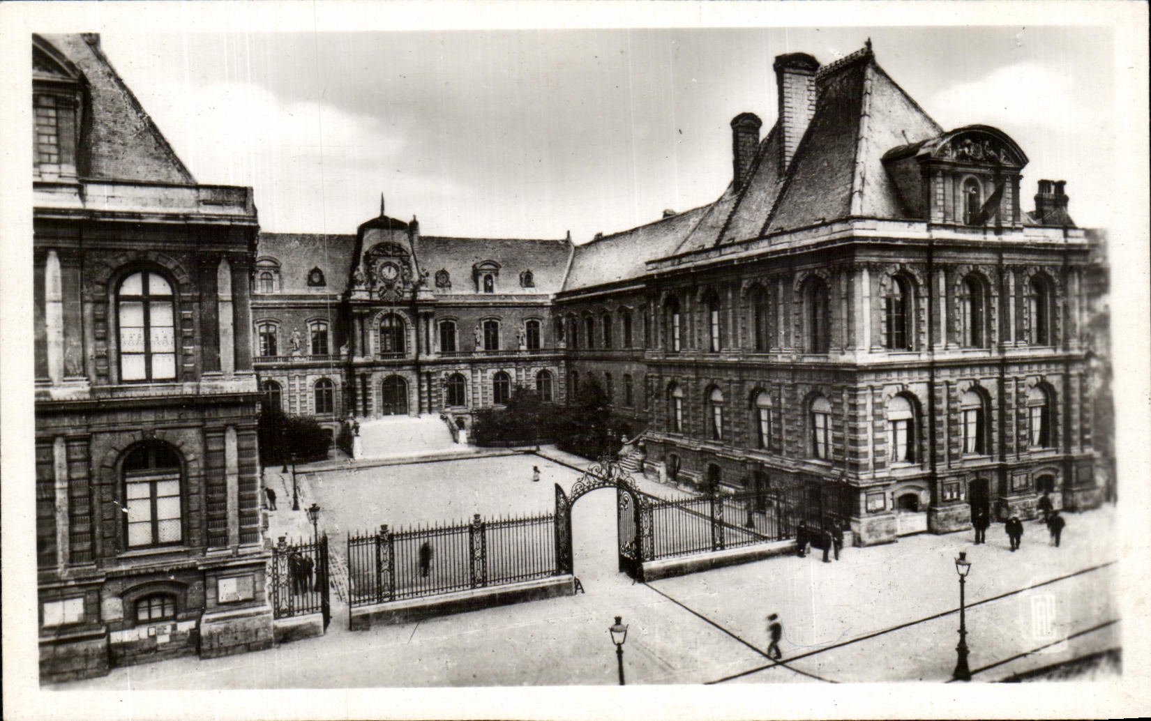 CPA Amiens the Town hall