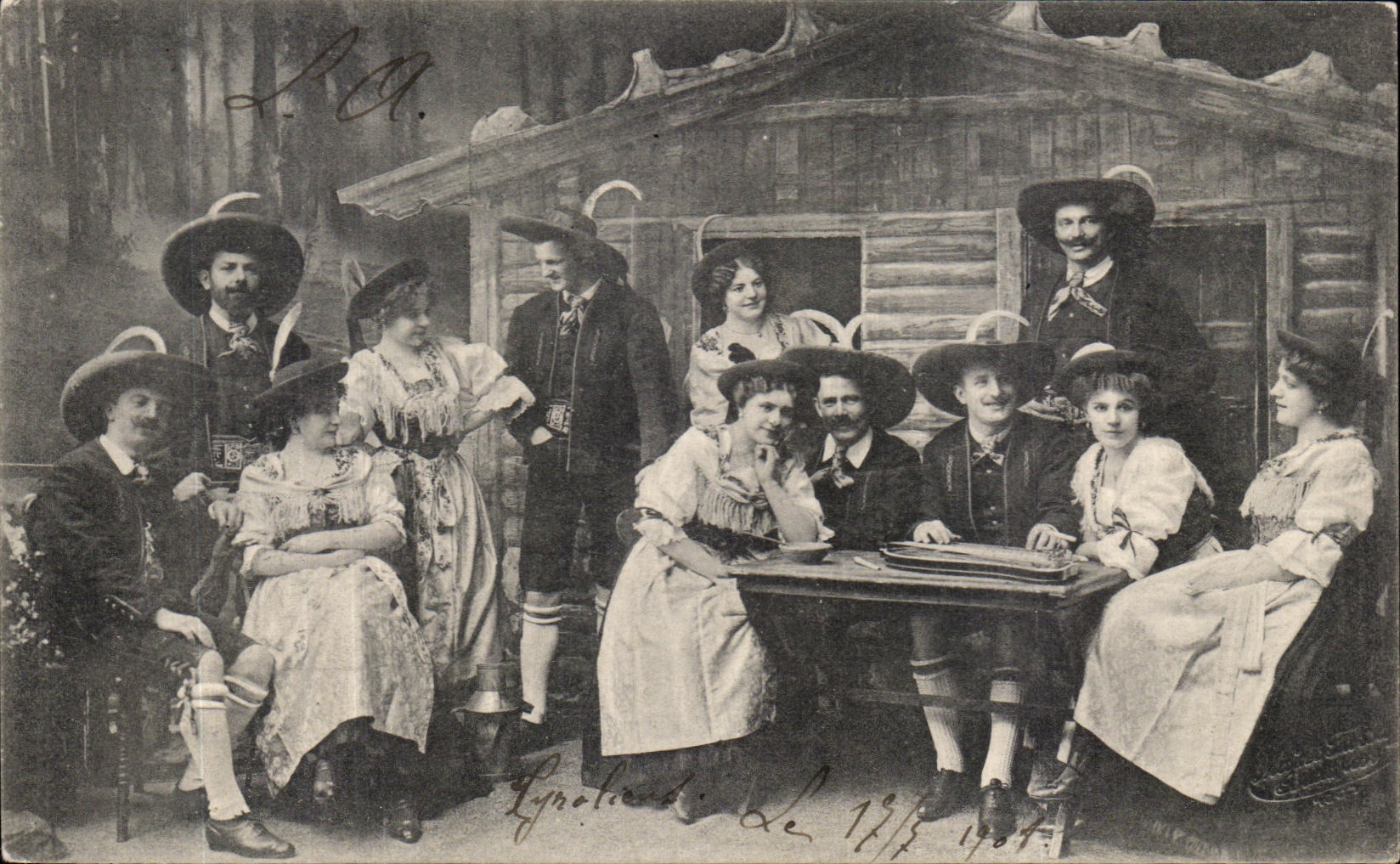CPA Die Obersteirer Alpensanger und Tanzer unter Leitung des Komponisten Jos Pircher Folklore Costume