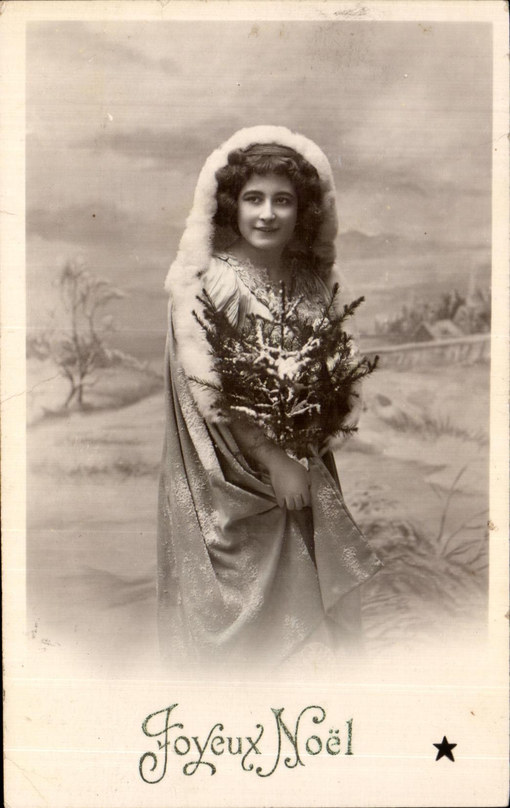 CPA Fantaisie Femme Noel