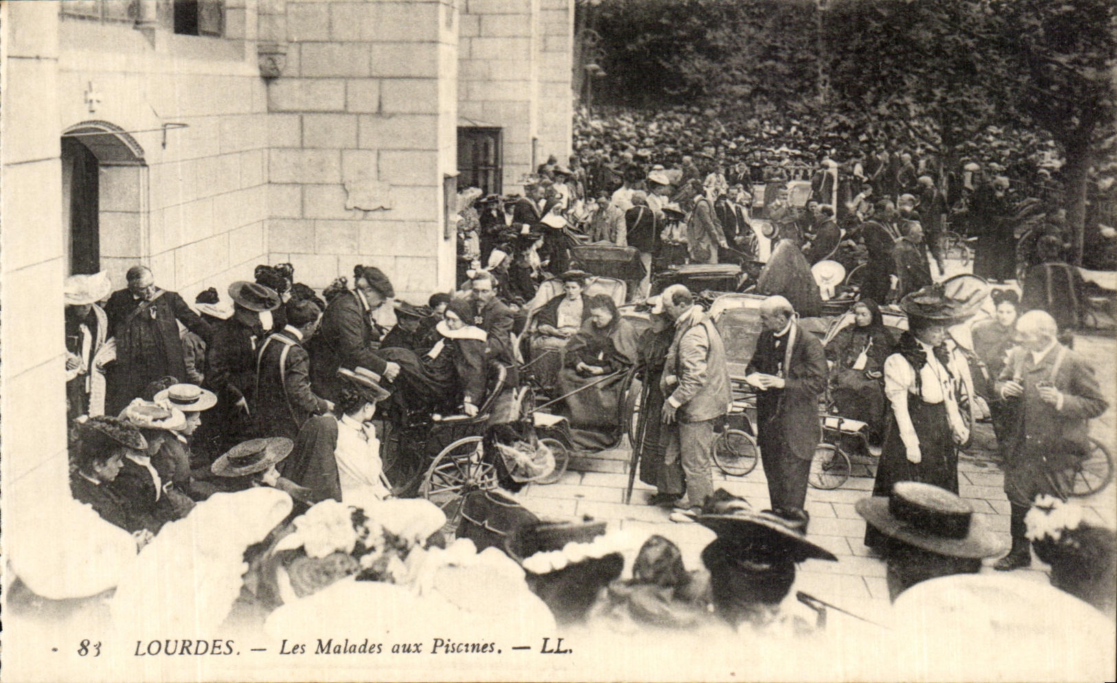 CPA Lourdes Patients with the Swimming pools