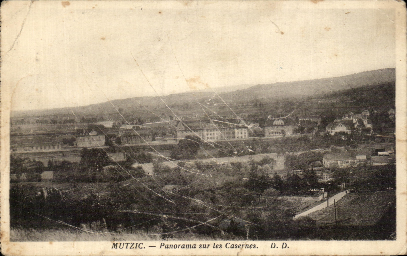 CPA Mutzic Pamorama on the Militaria Barracks