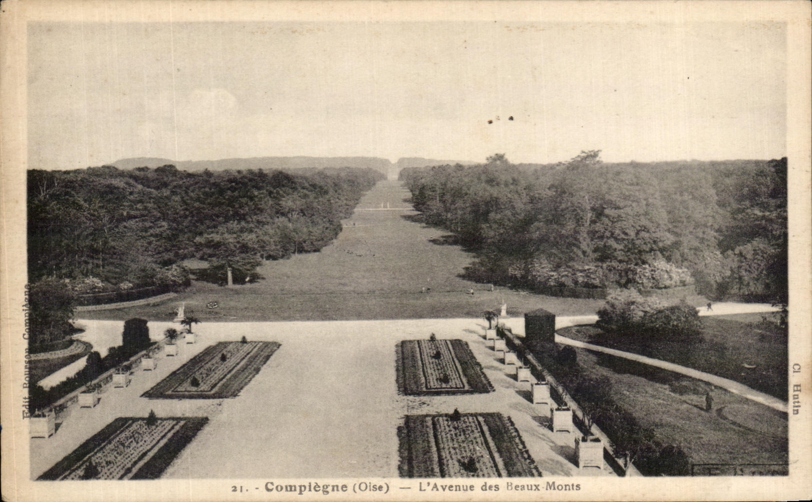 CPA Compiegne la avenida de los montajes hermosos