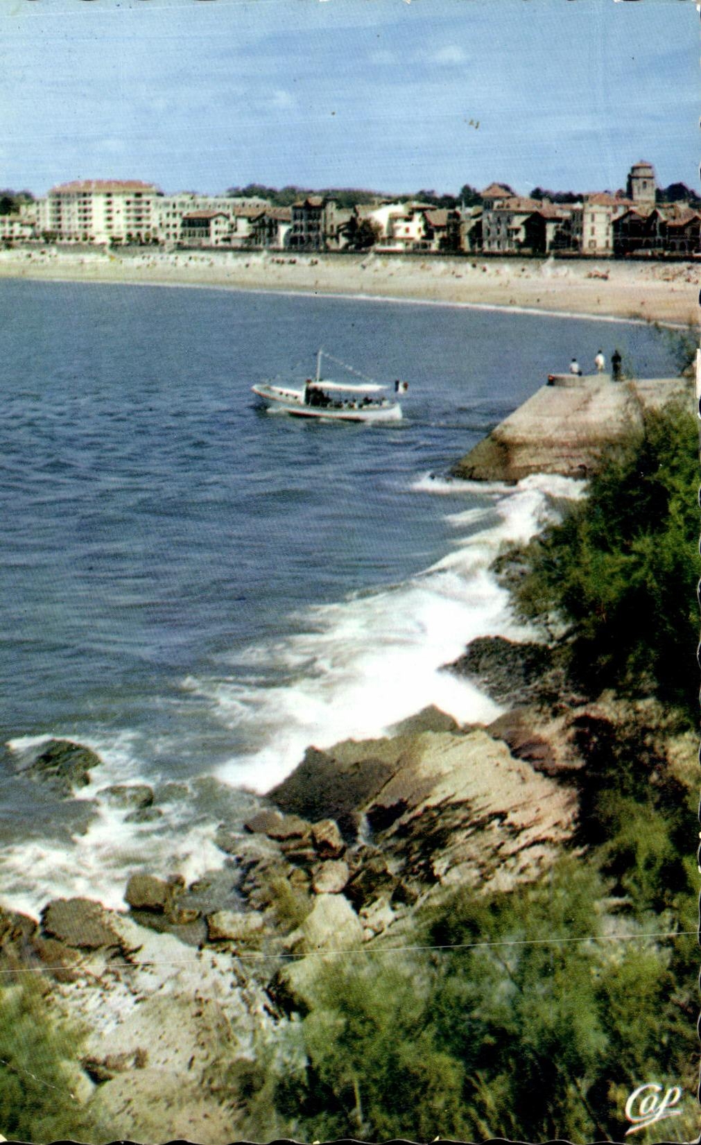 CPA Saint Jean De Luz La Plage Vue Prise de Ciboure Bateau