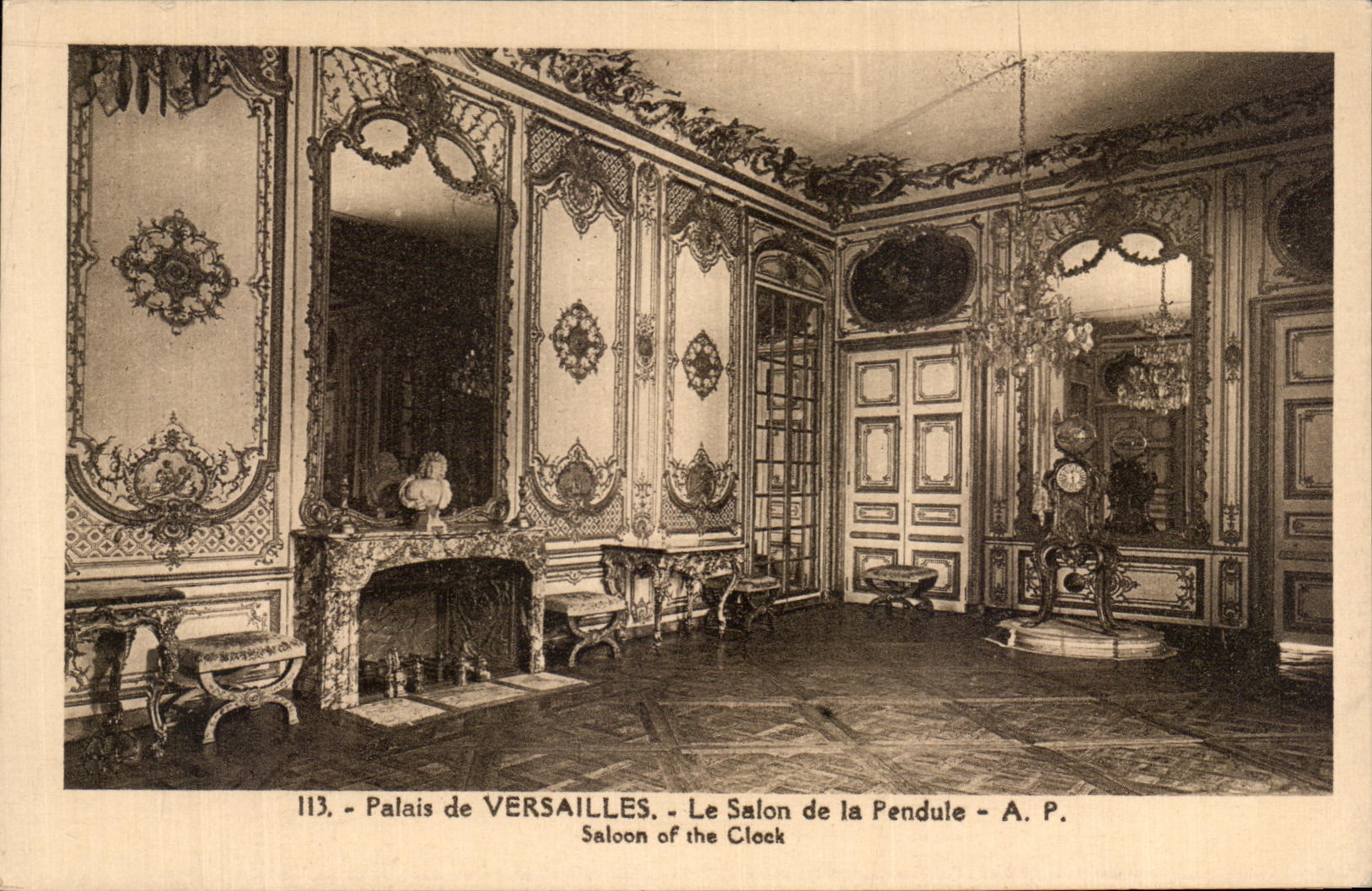 CPA Palais De Versailles Le Salon De la Pendule 
