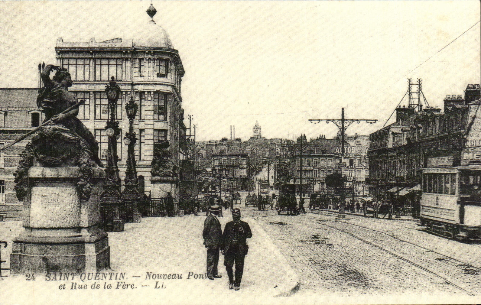 Puente del Saint Quentin de REPRO nuevos y calle de Fere