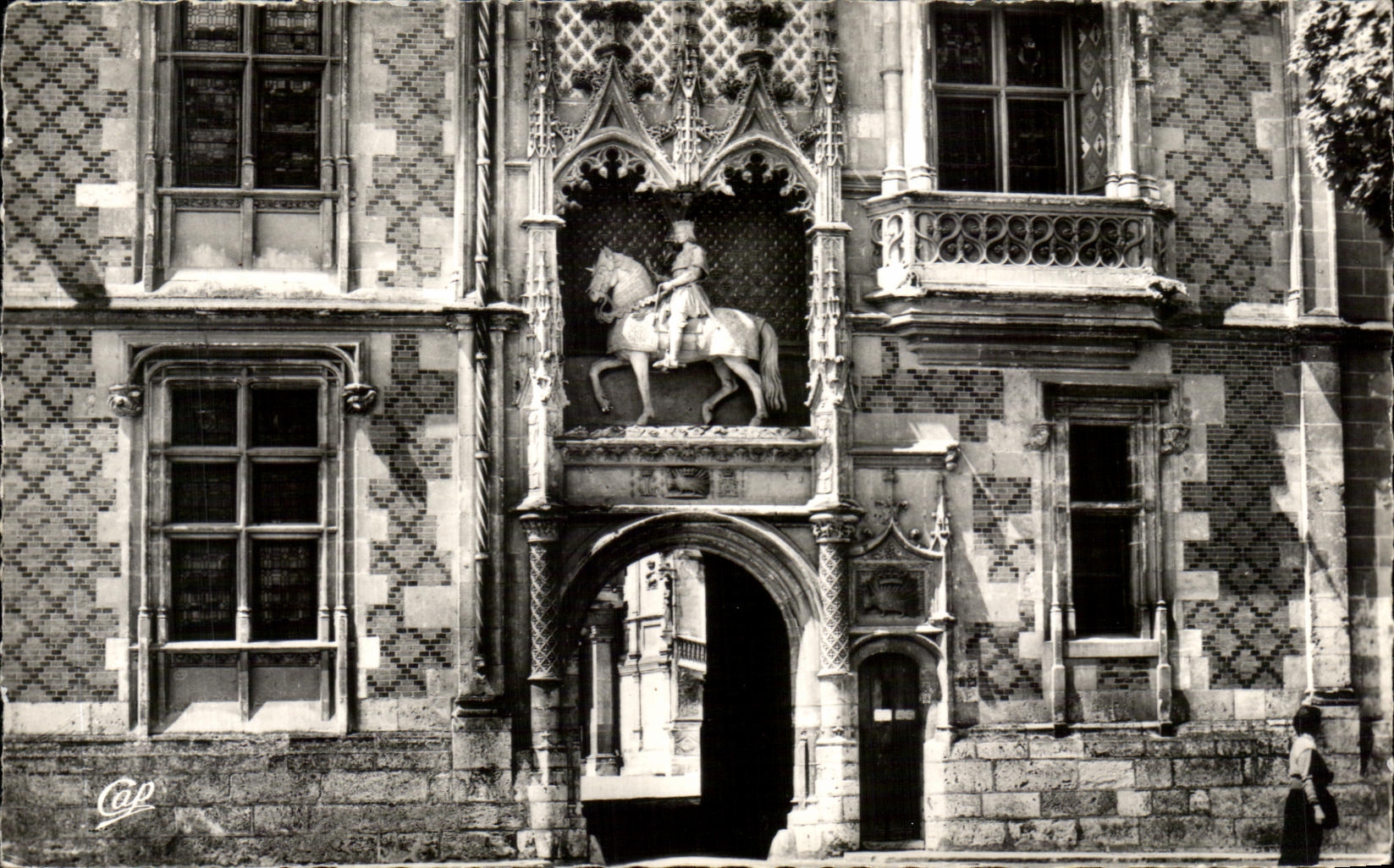 CPSM Blois Le Chateau Aile Louis XII