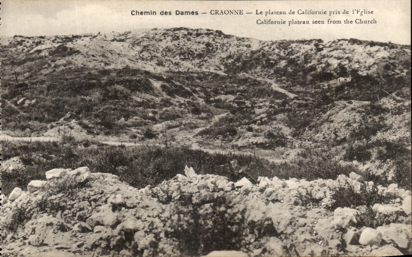 CPA Craonne the Plate of Califorime Taken of the Church Way of the Militaria Ladies