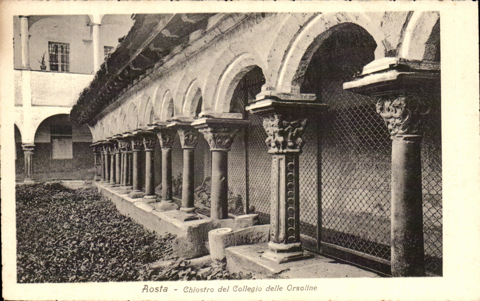 Delle CPA Aosta Chiostro del Colleglo Orsoline