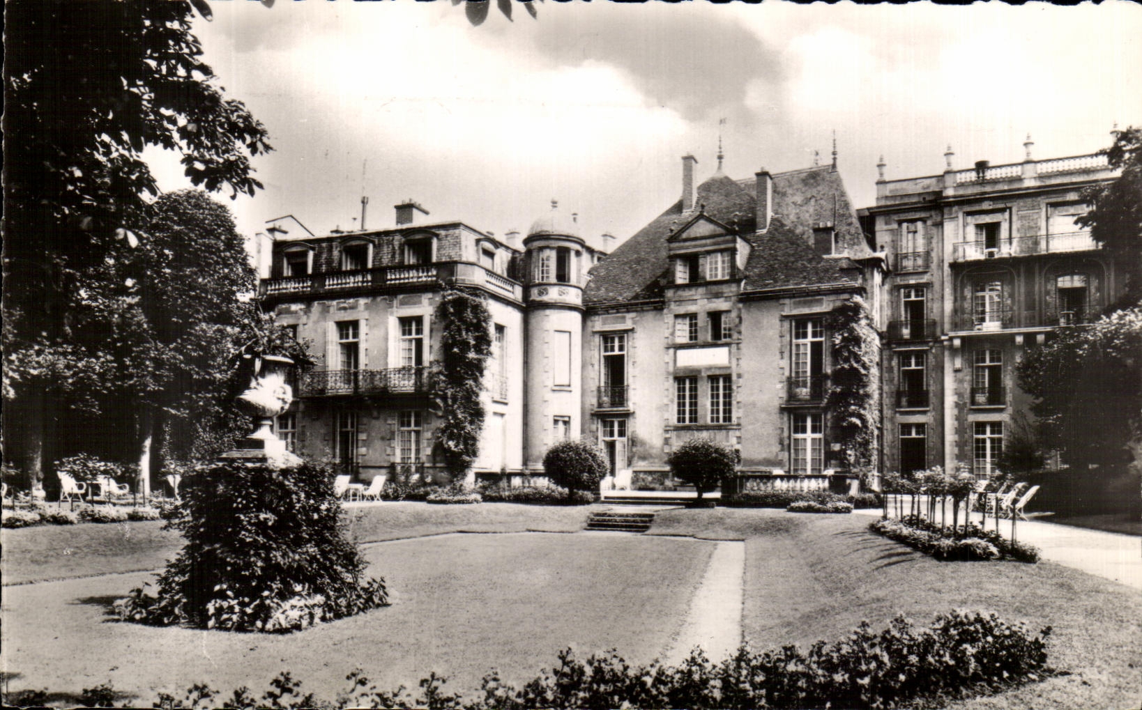 CPA Vichy Pavillon Sevigne