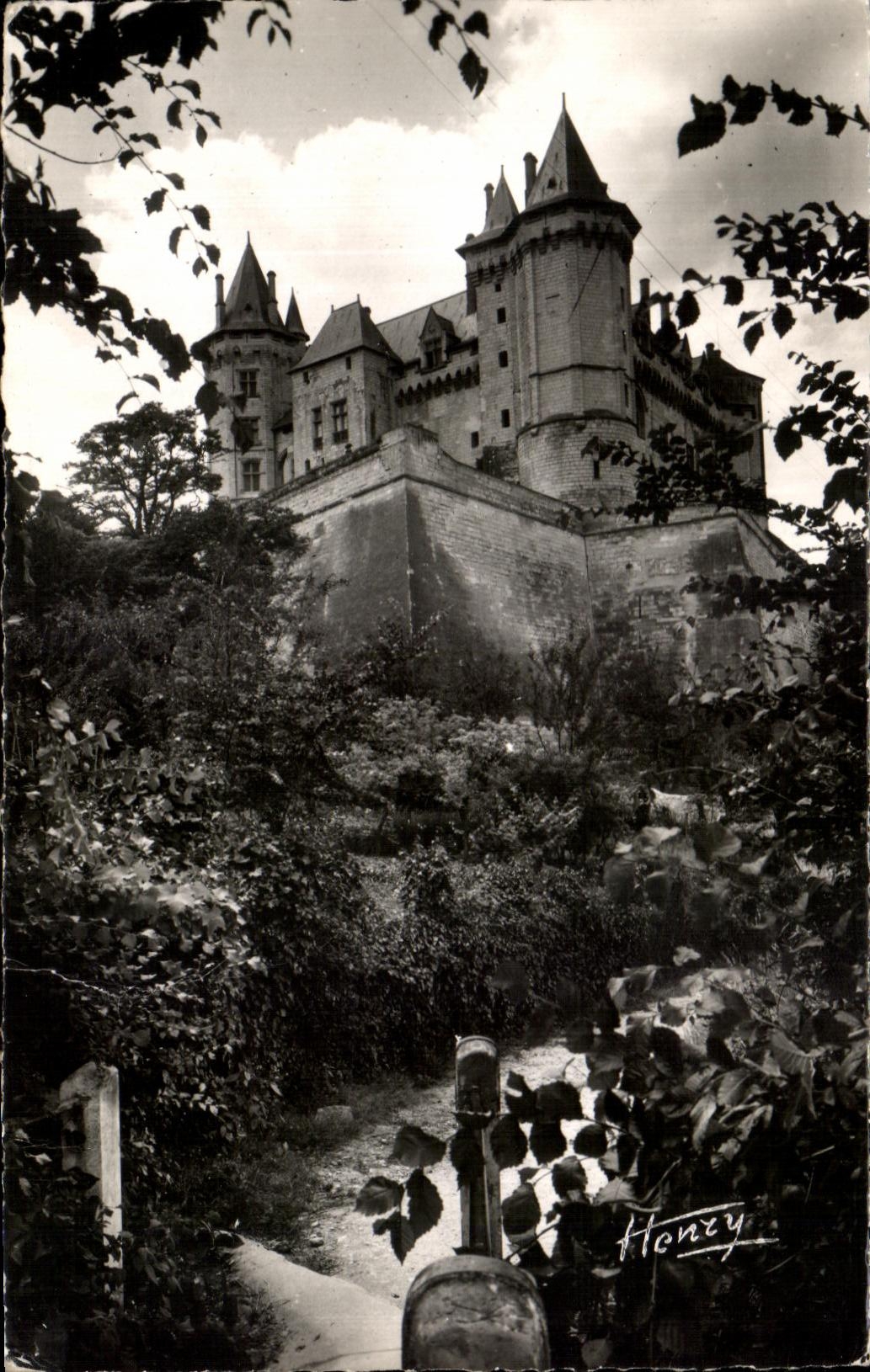 CPA Saumur the Castle