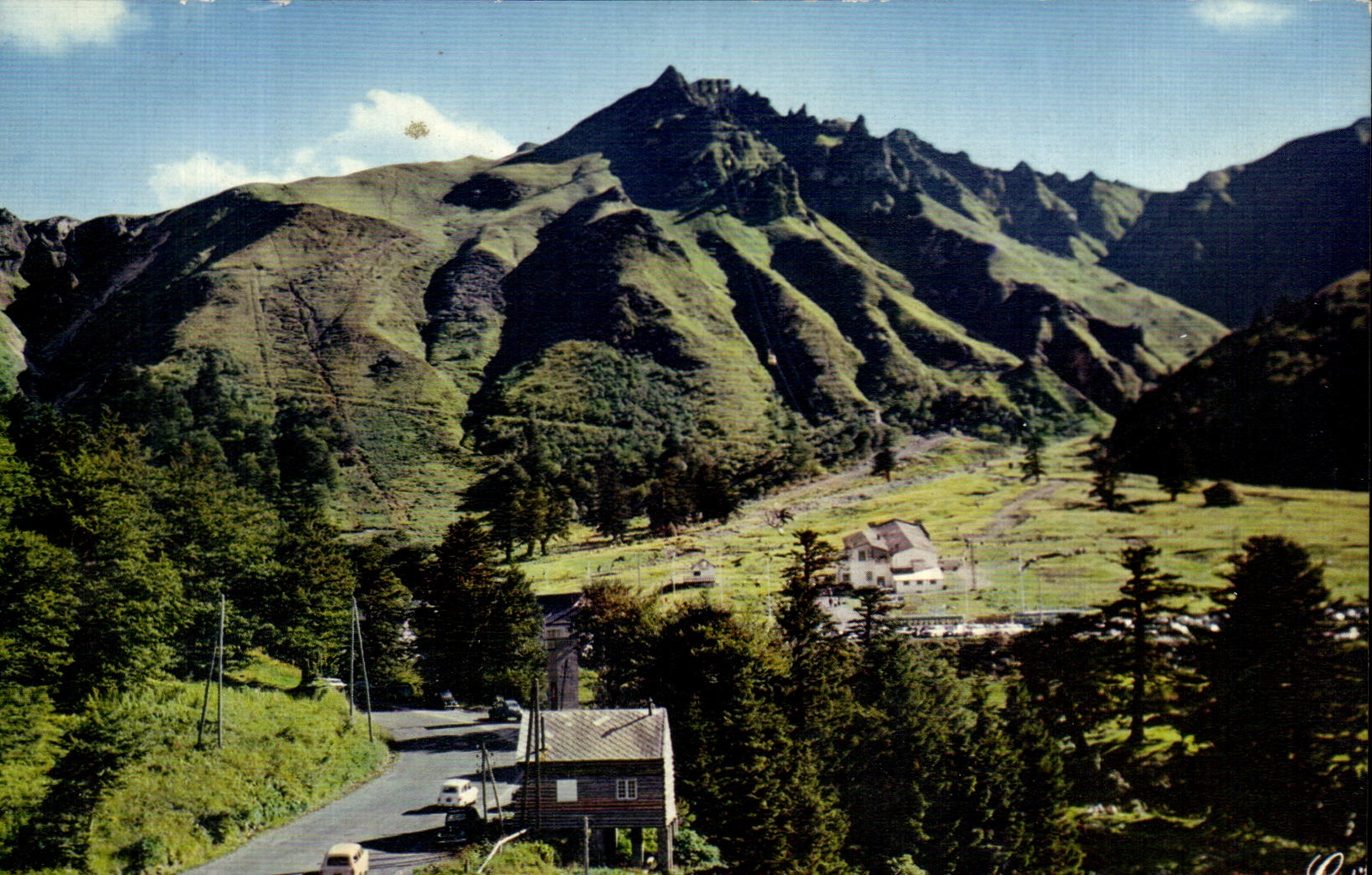 CPSM Auvergne the Mount Gilds