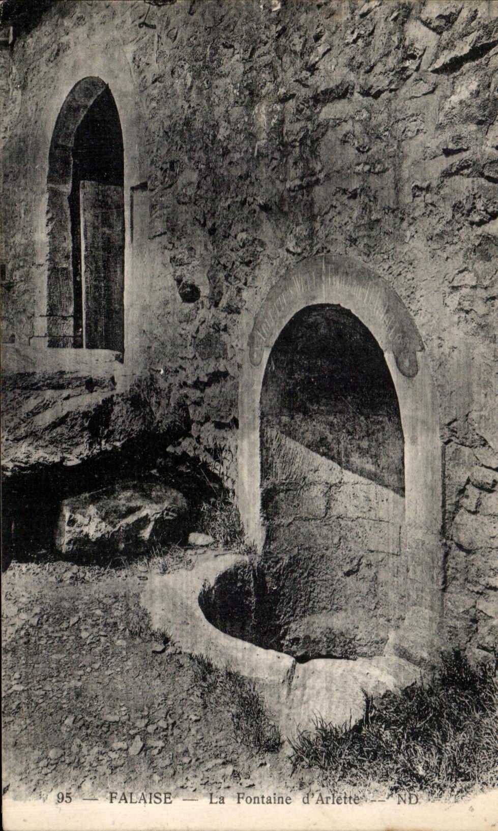 Acantilado de CPA la fuente de Arlette