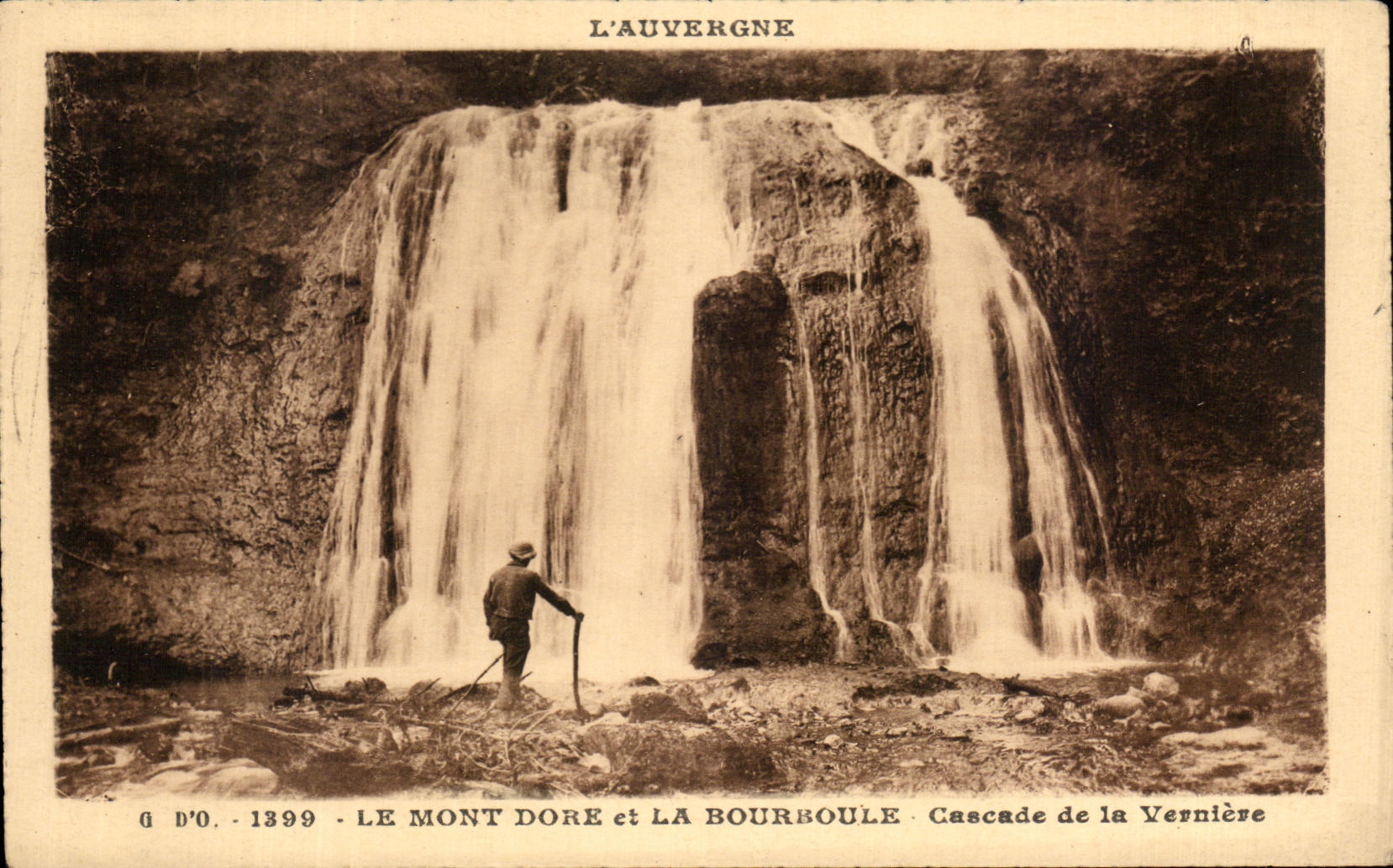 CPA Auvergne the Mount Gilds And Bourboule Cascade Of Verniere