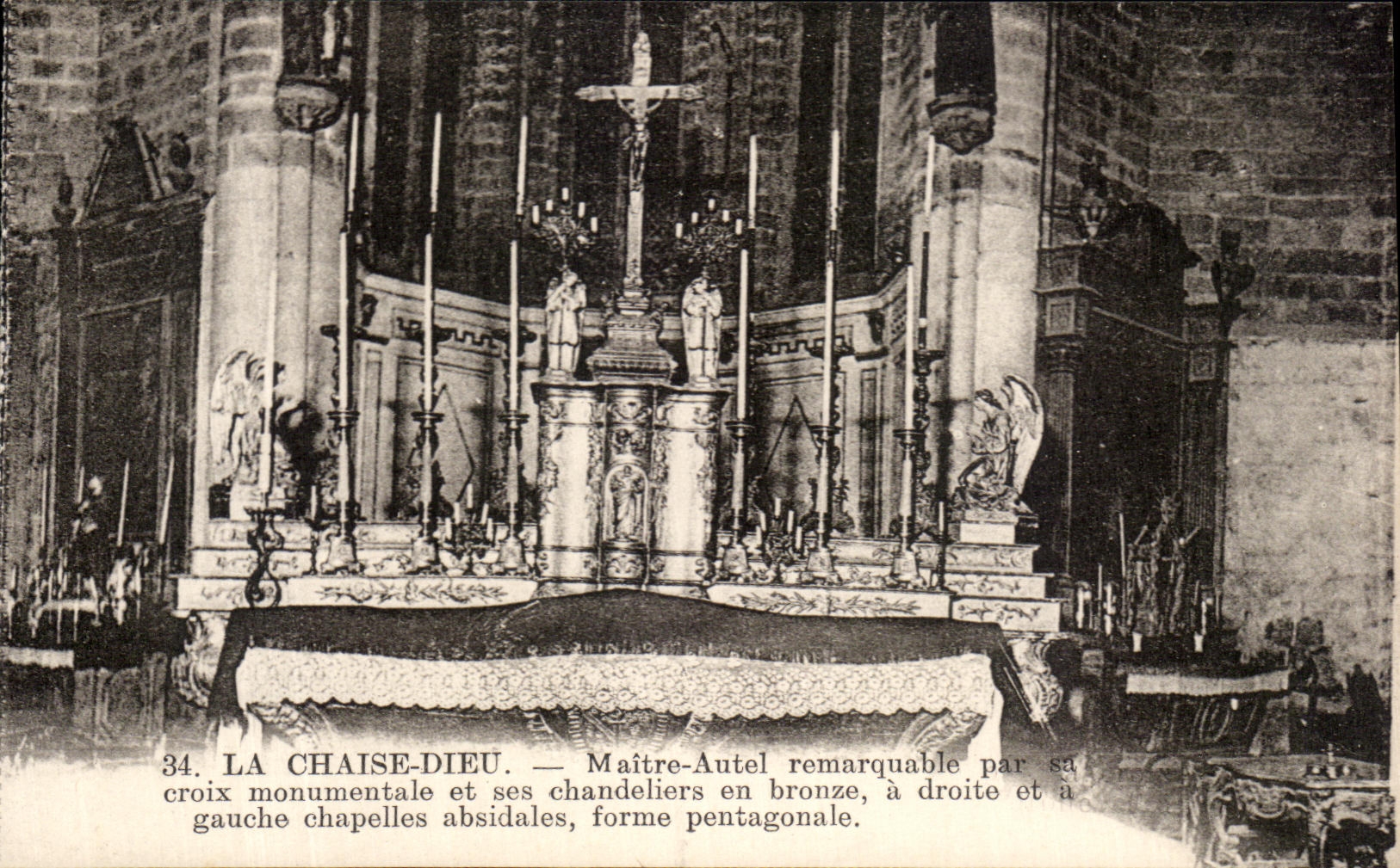 CPA La Chaise Dieu Maitre Autel 