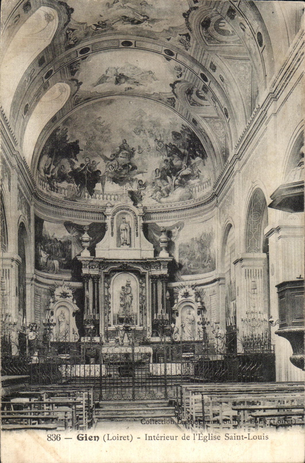 CPA Interior Gien of the Church Saint Louis