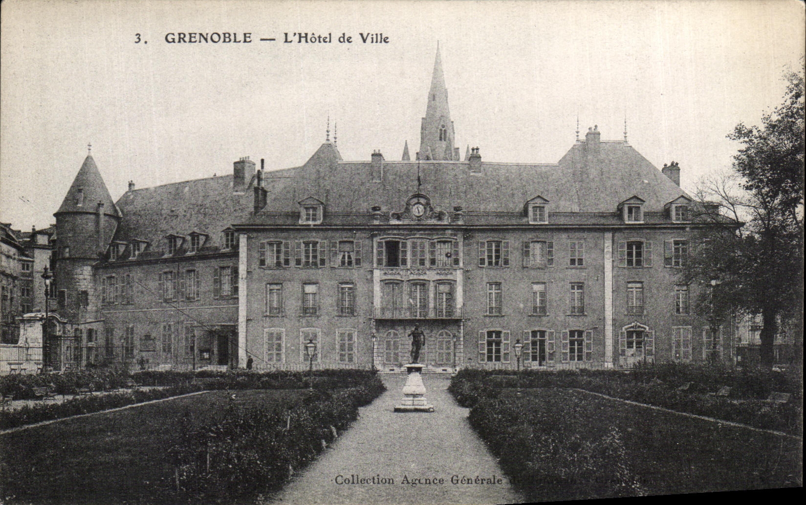 CPA Grenoble the town hall