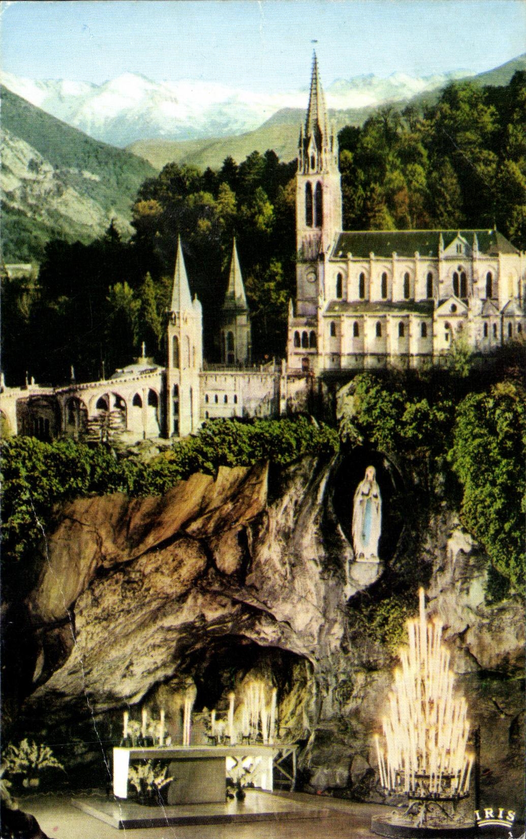 CPA Loudres the Cave And the Basilica The cave and The Basilica