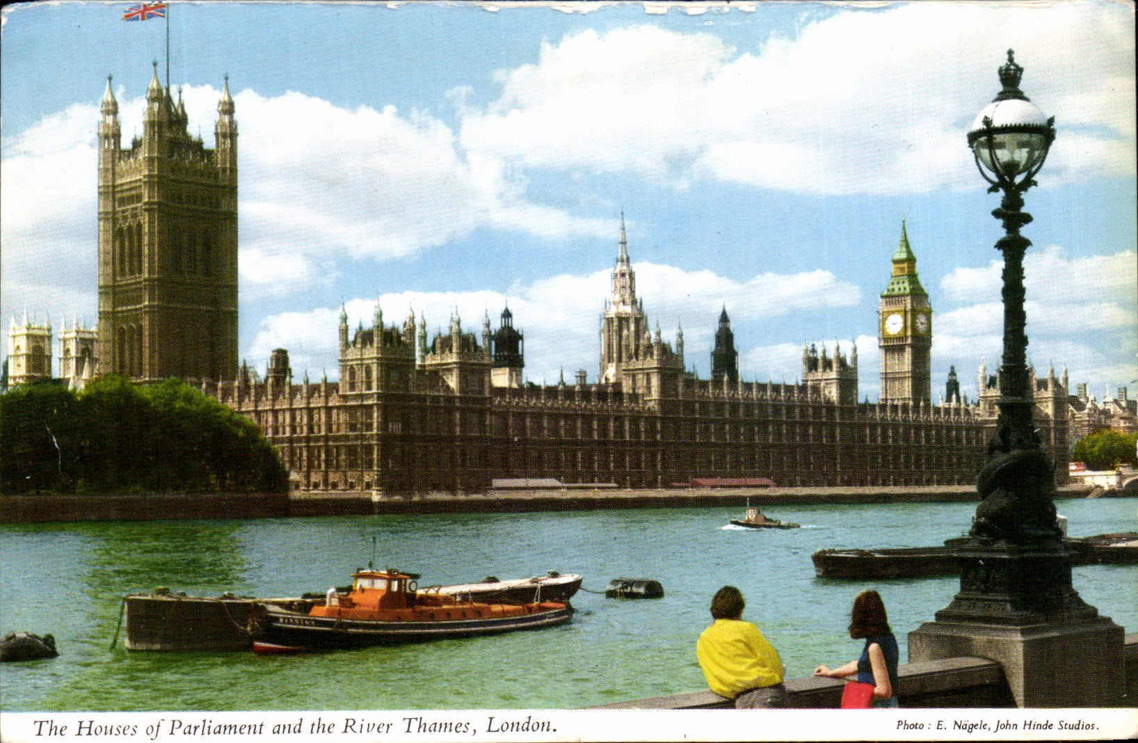 CPA The Houses off Parliament and to rivet Thames London