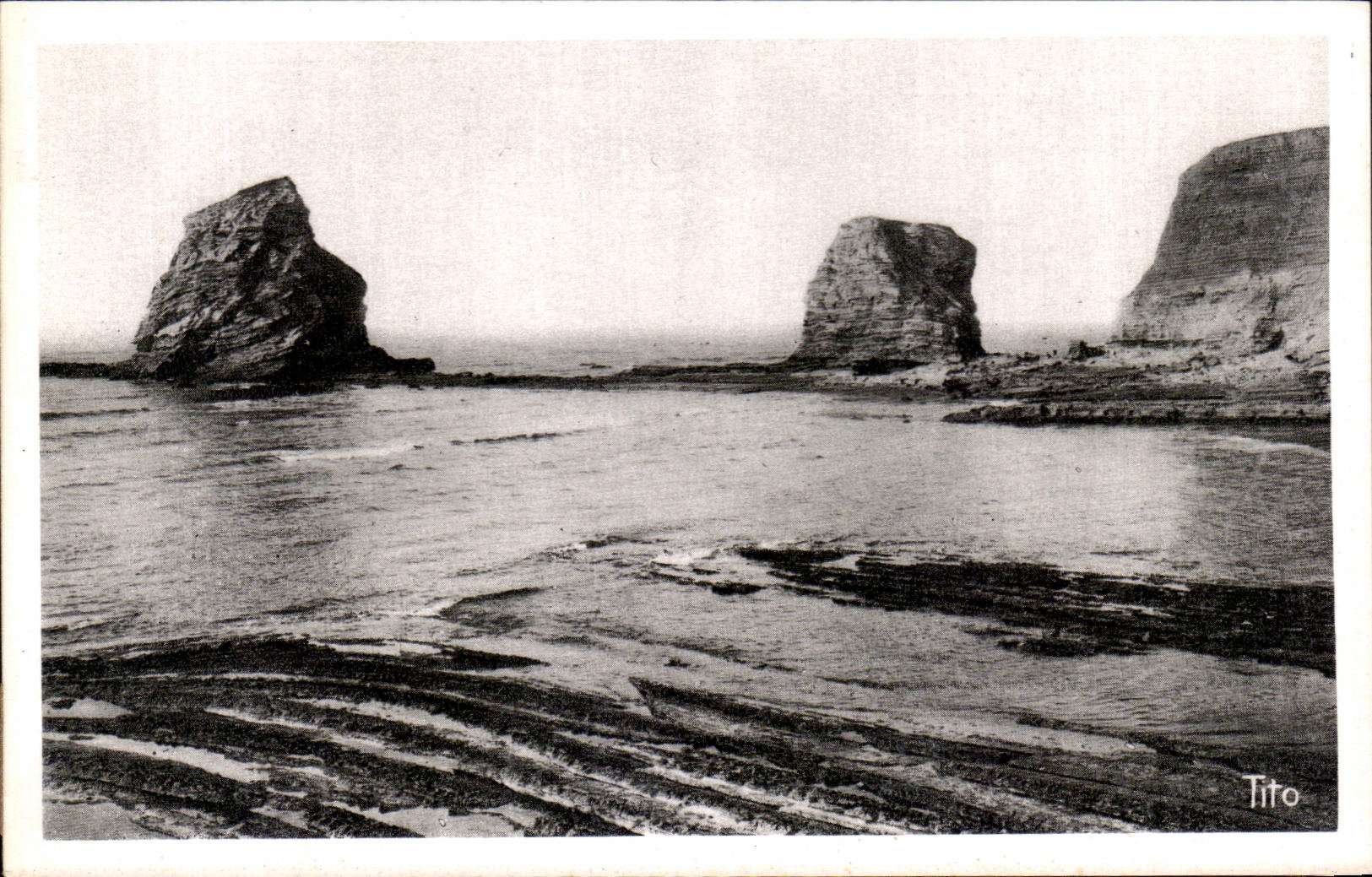 CPA Hendaye Two twins