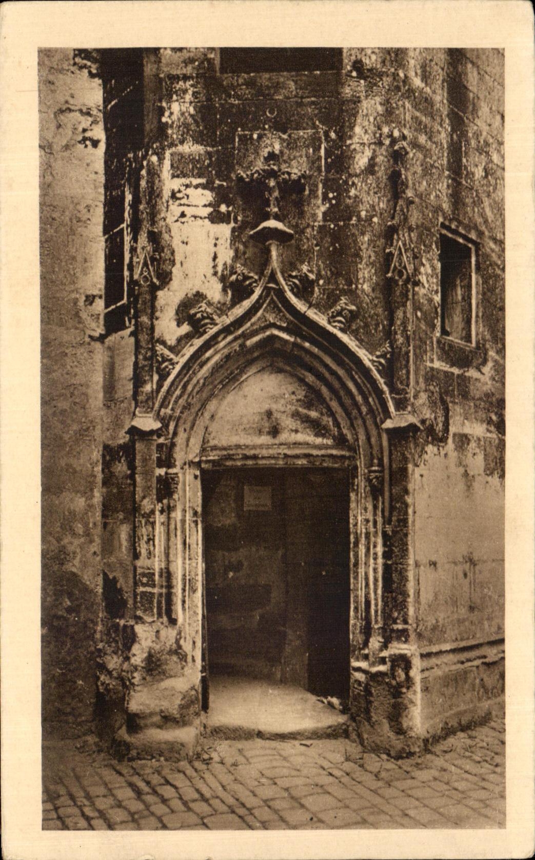 CPA Gate Of the Tower Of the Governor Of the Cognac Property Castle Of the Otard Cognac