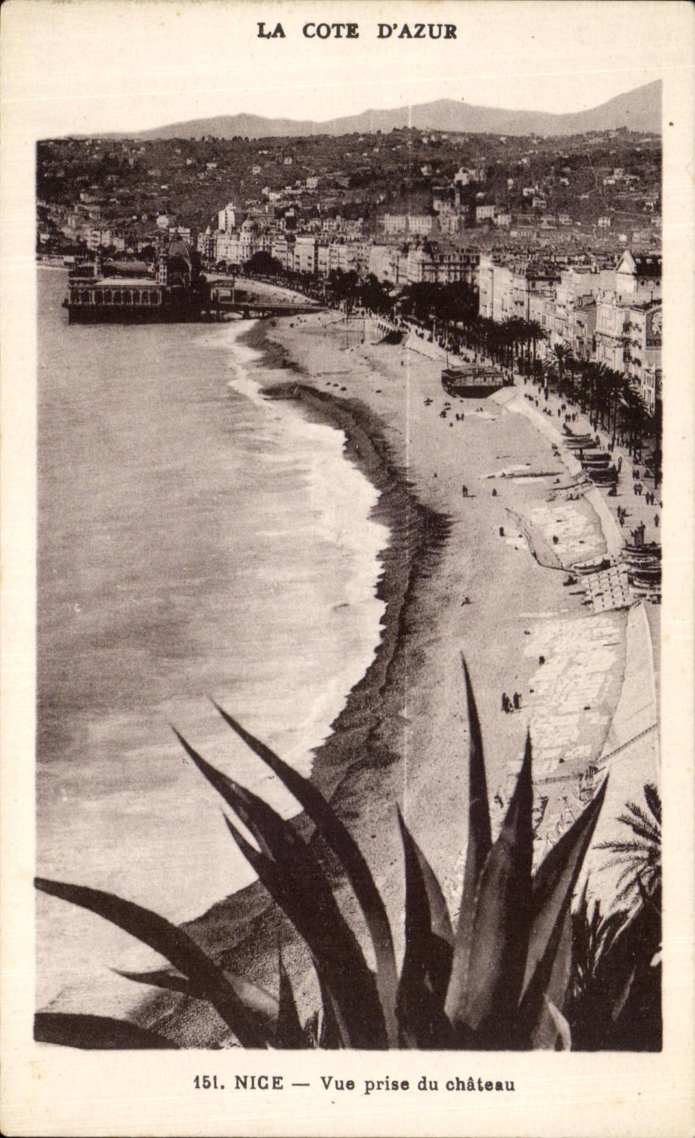 Niza de CPA vista del castillo