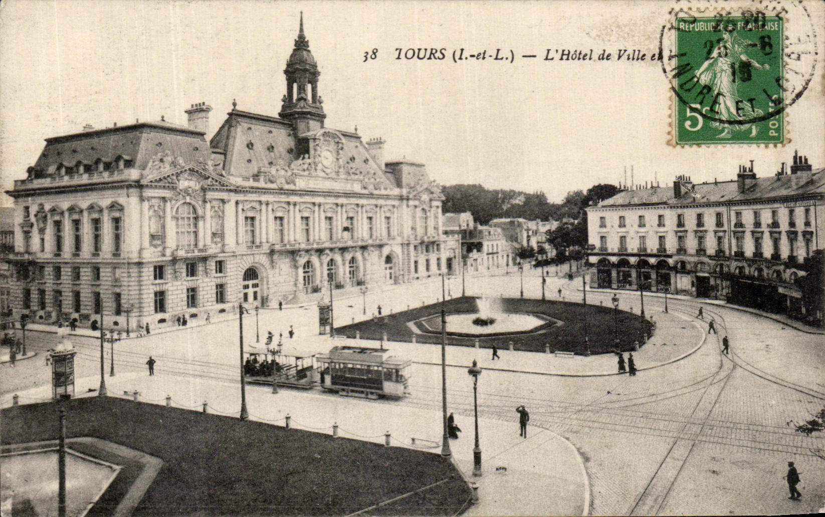 CPA Tours L'Hotel de Ville 