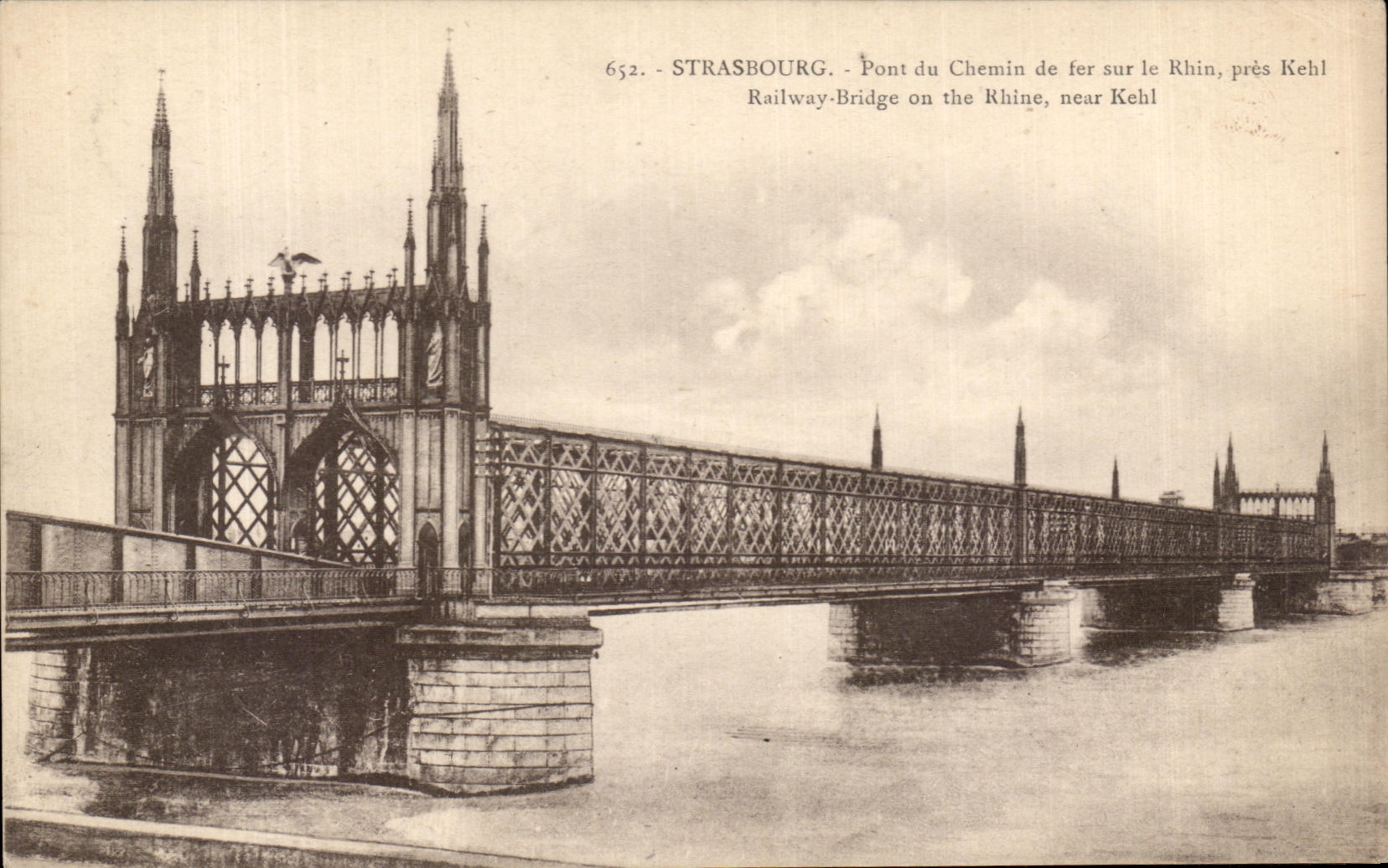 CPA Strasbourg Bridge of the Railroad on the Rhine close Kehl