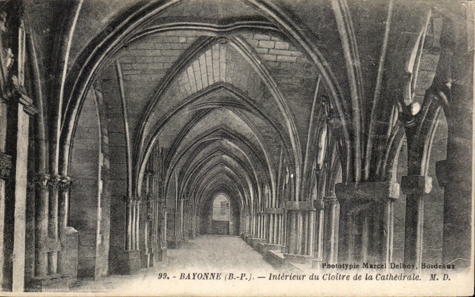 CPA Bayonne Interior of the Cloister of the Cathedral