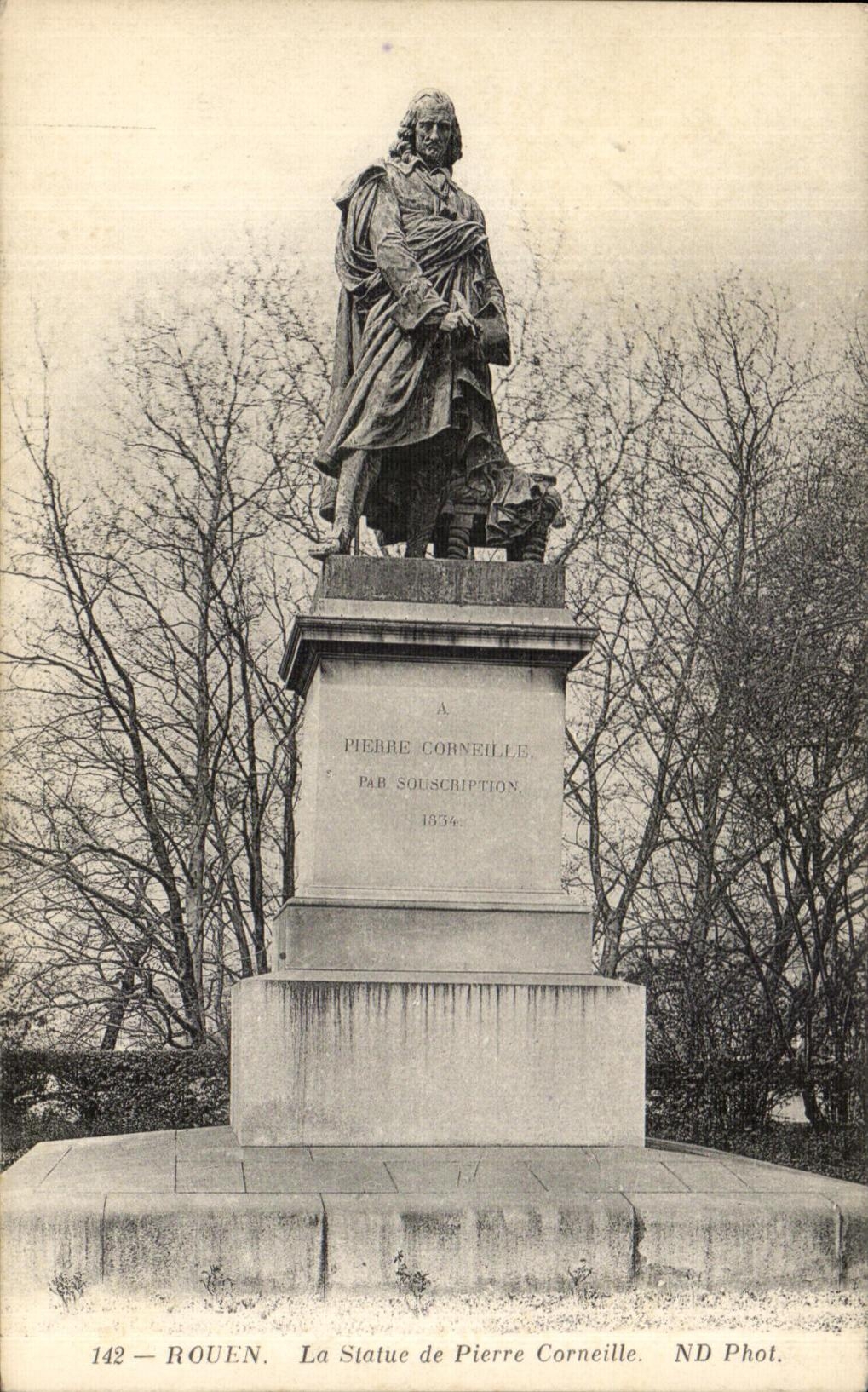 CPA Rouen Statue of Pierre Crow