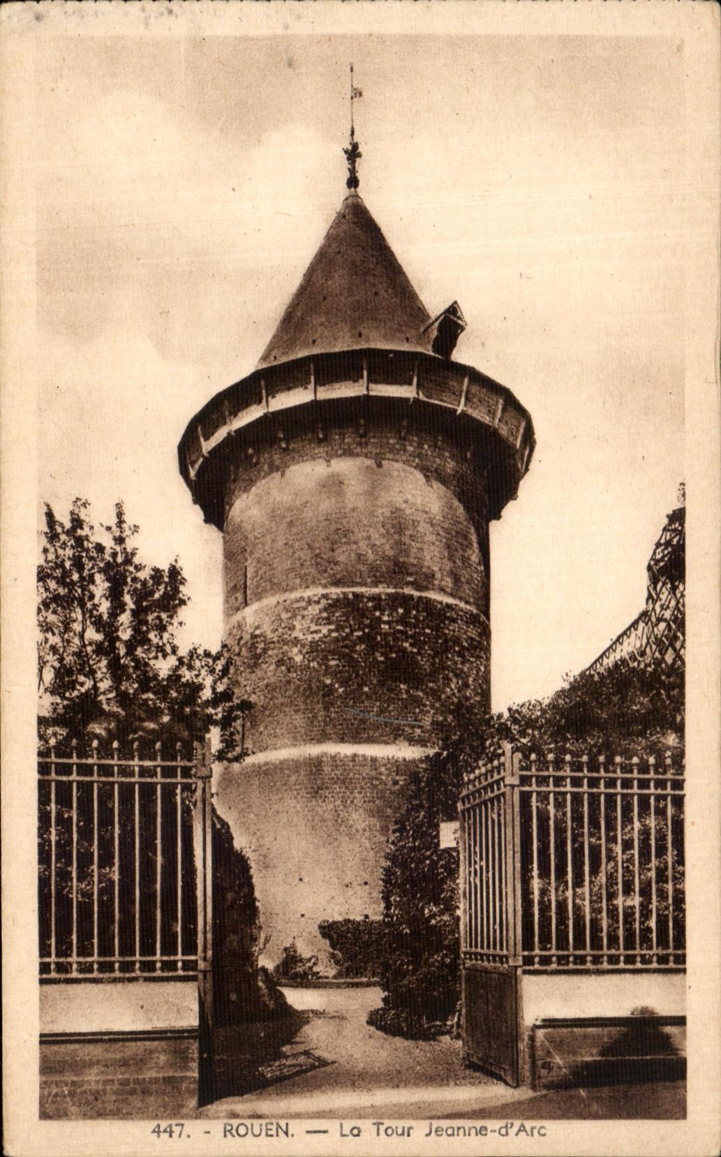 CPA Rouen the Tower Jeanne d' Arc