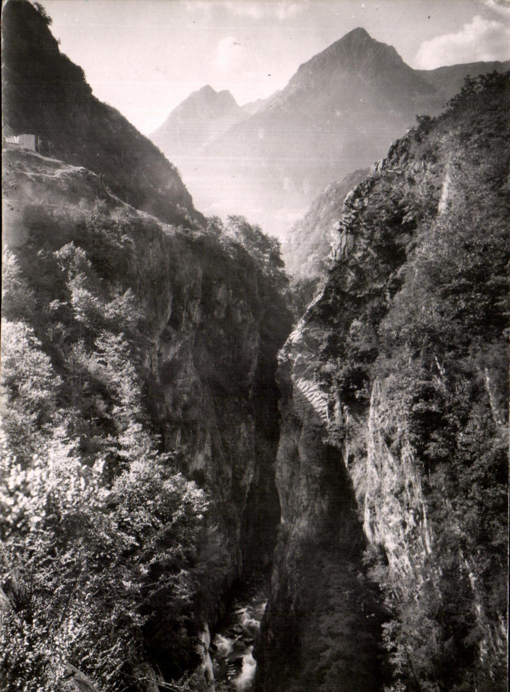 CPSM Saint Saver the throat of the Dutchmen