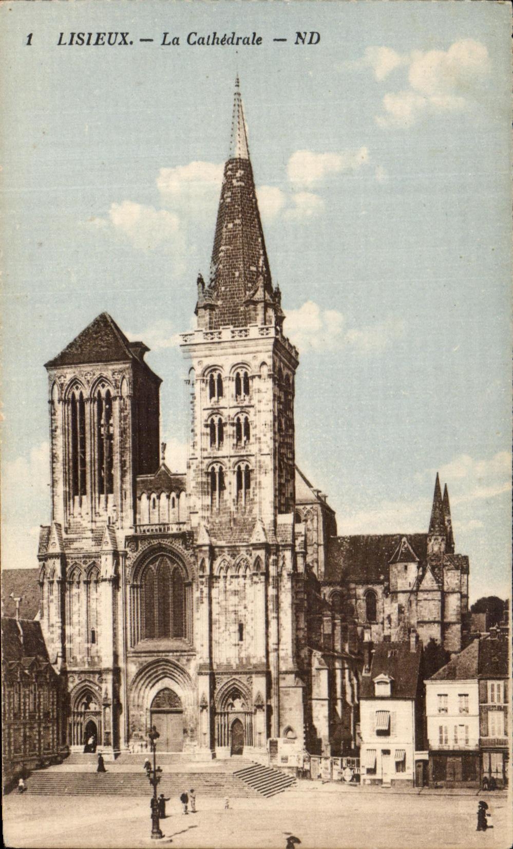 CPA Lisieux the Cathedral