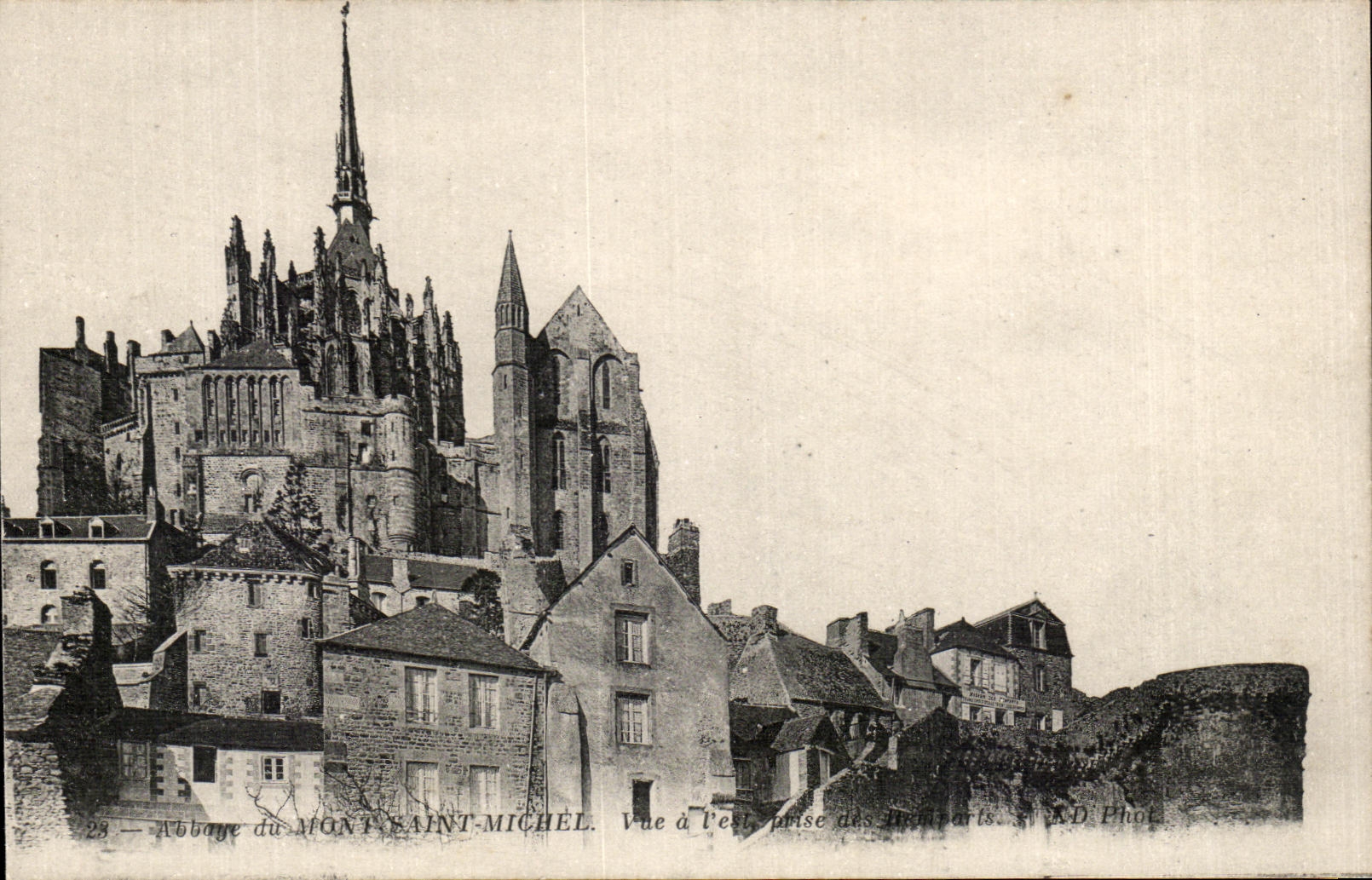 CPA Abbey of Mont Saint Michel Seen in the east
