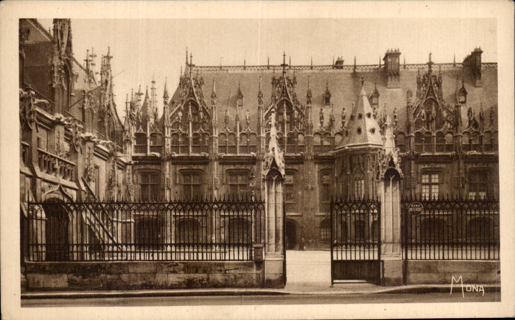 CPA Small Tables Of Normandy Rouen the Museum City