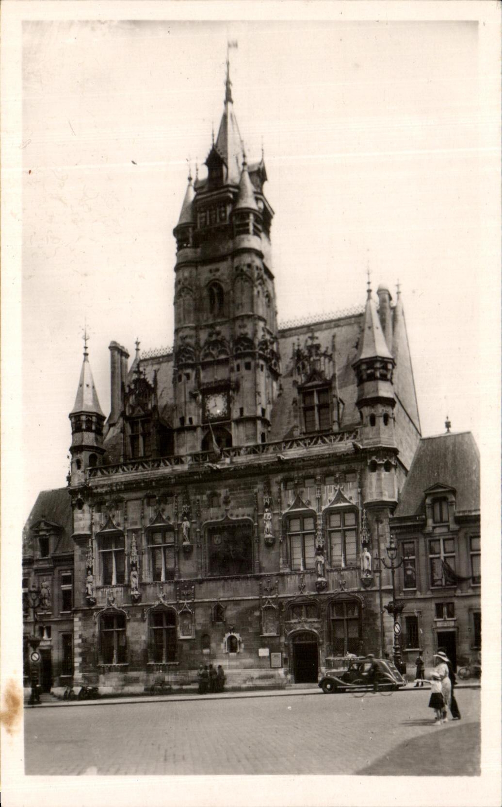 CPA Compiegne town hall