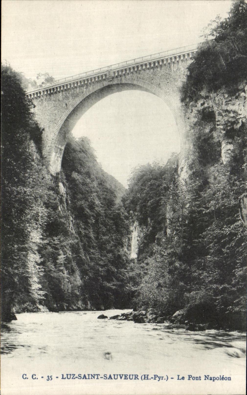 CPA Luz Saint Saver the Napoleon Bridge