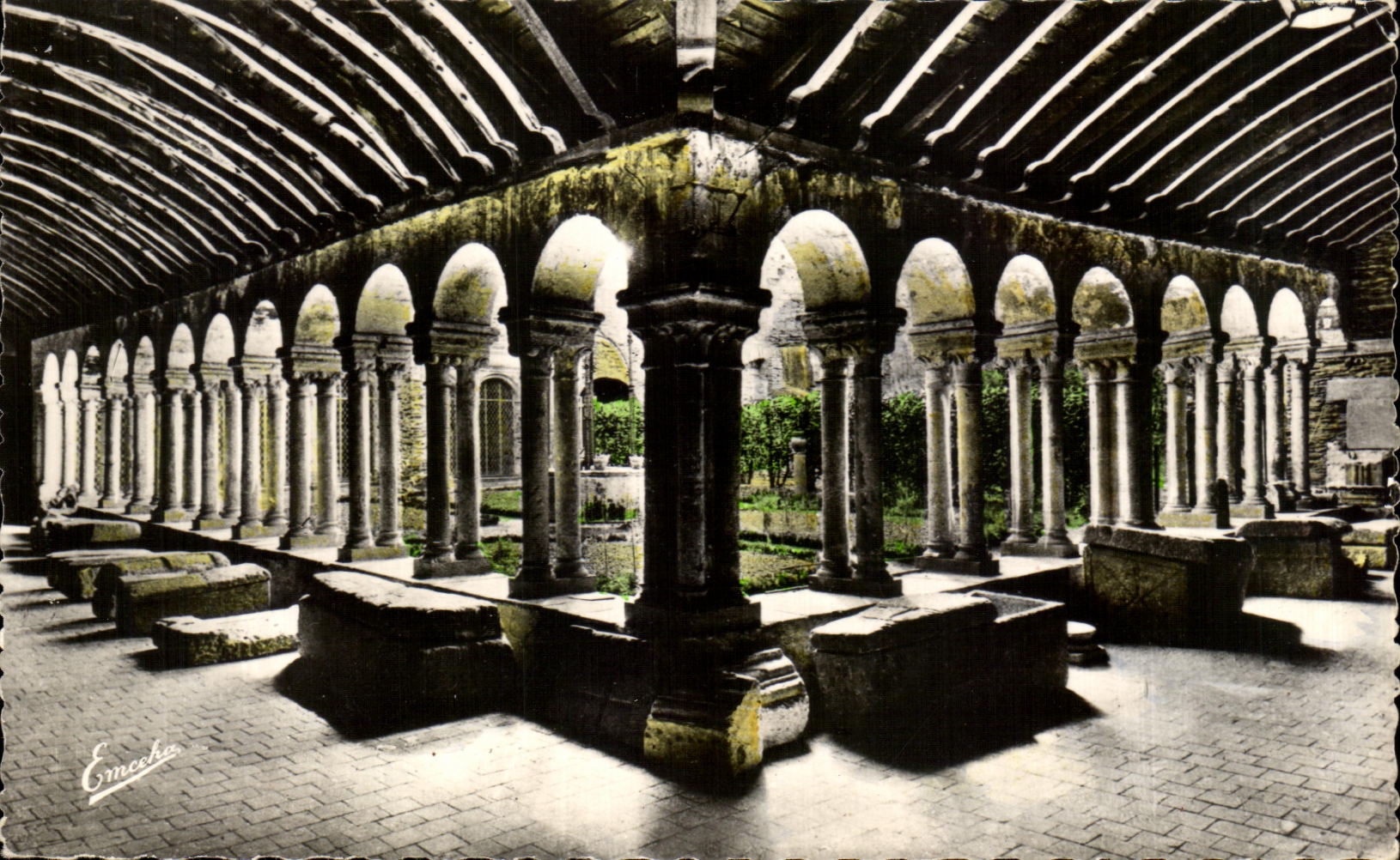 CPA Angers Cloisters Of the Museum Saint Jean