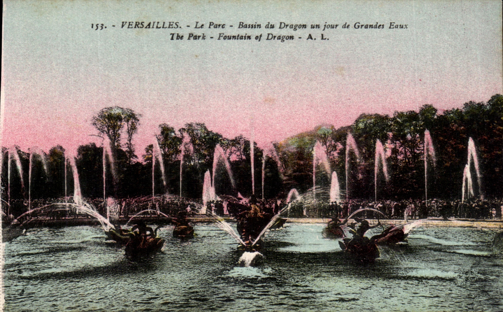 CPA Versailles Le Parc Bassin Du Dragon Un Jour De Grandes Eaux