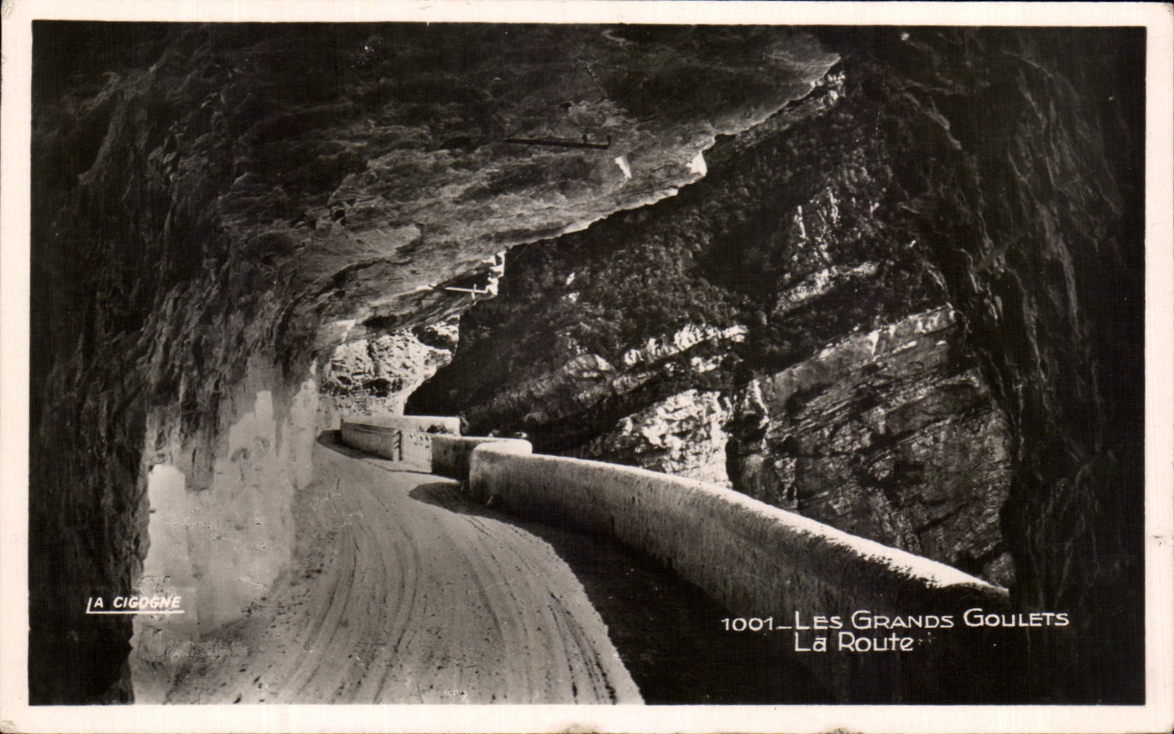 CPA Great Narrow parts the Road