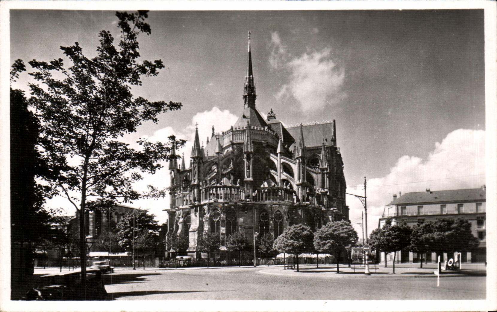 CPA Rheims Apse of the Cathedral