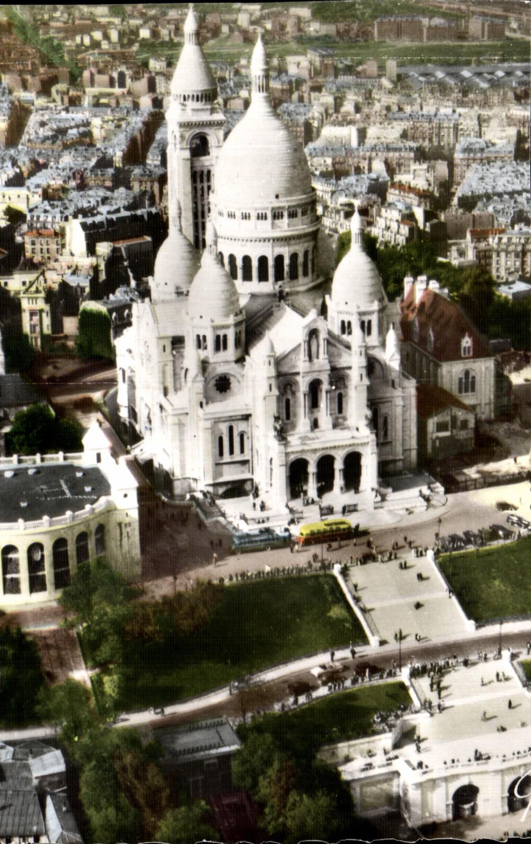 CPSM the Basilica of the Sacring Heart of Montmartre