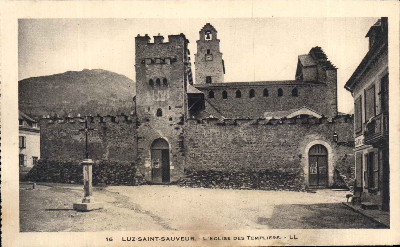 CPA Luz Saint Saver the Church Of Templiers