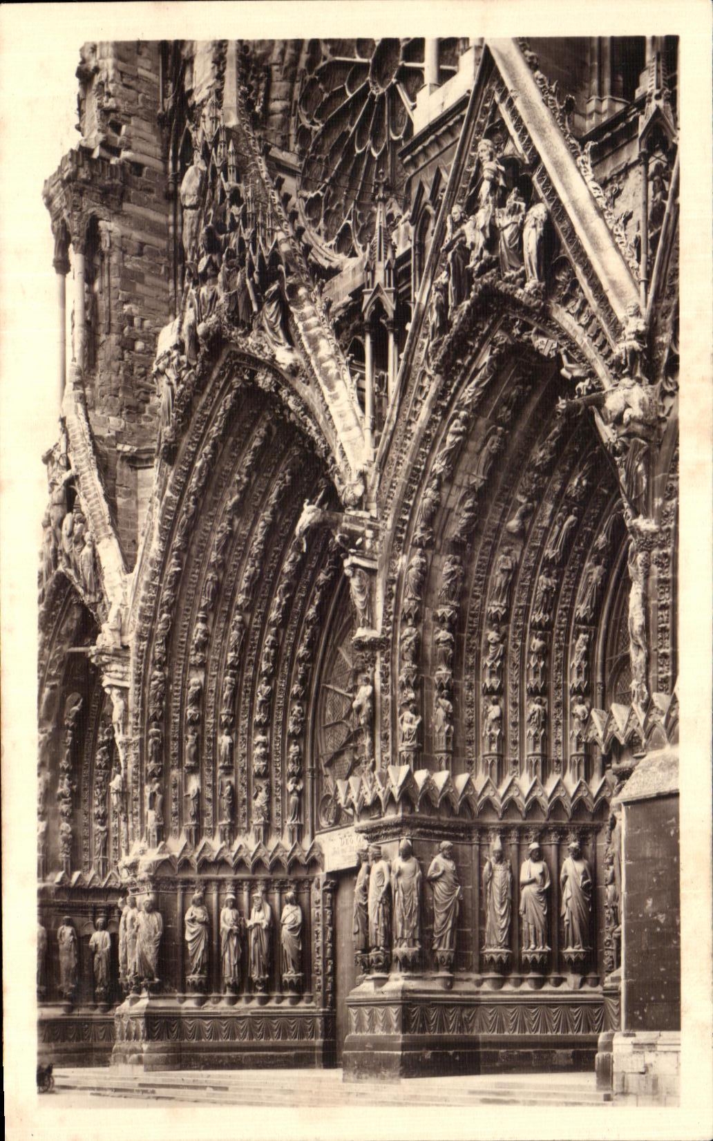 CPA Cathedral of Rheims the Large Gate