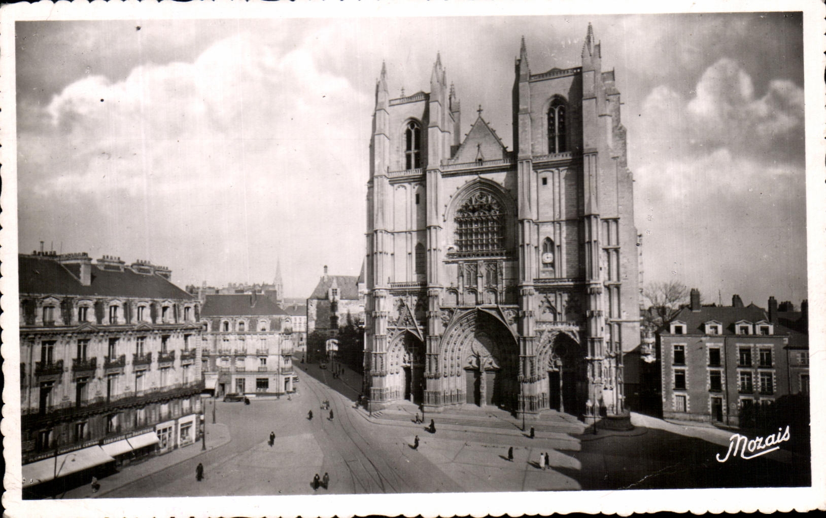 CPA Nantes the Cathedral at the bottom the Tower St Pierre