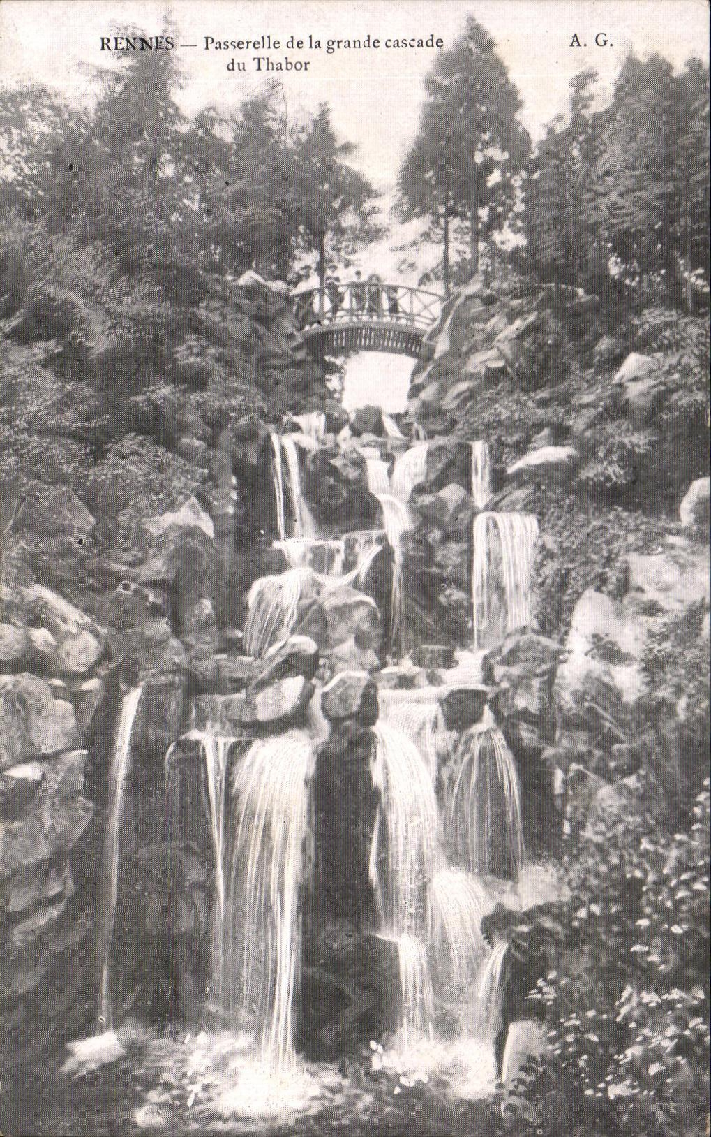 CPA Rennes Passerelle de la Grande cascade du Thabor