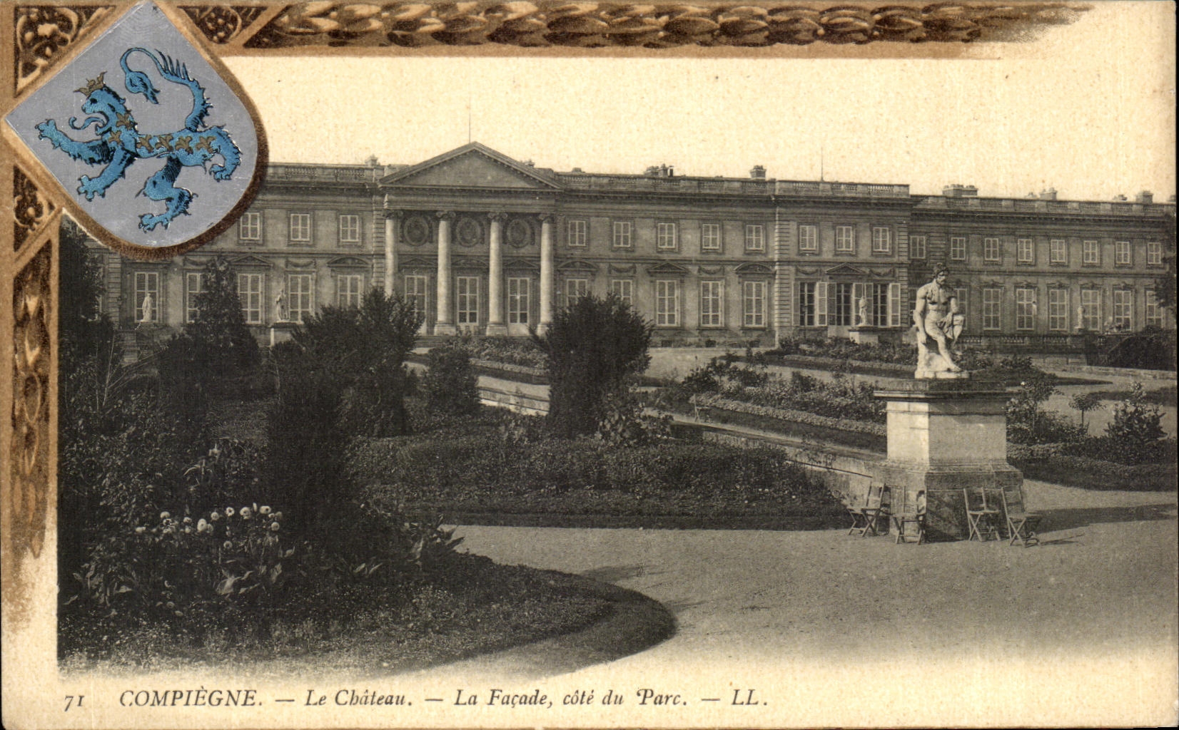 CPA Compiegne the Castle the Frontage Dimensions Park Lion
