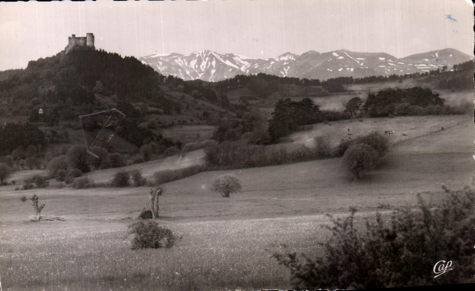 CPA Murol the Castle and Mountain of Sancy