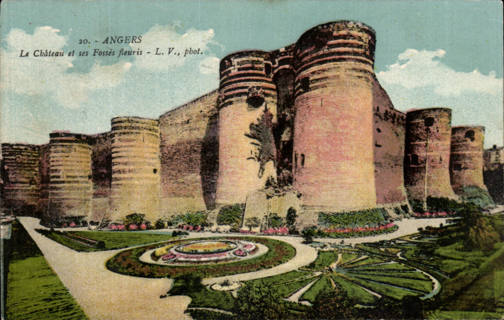 CPA Angers Castle and its Pits Flowered