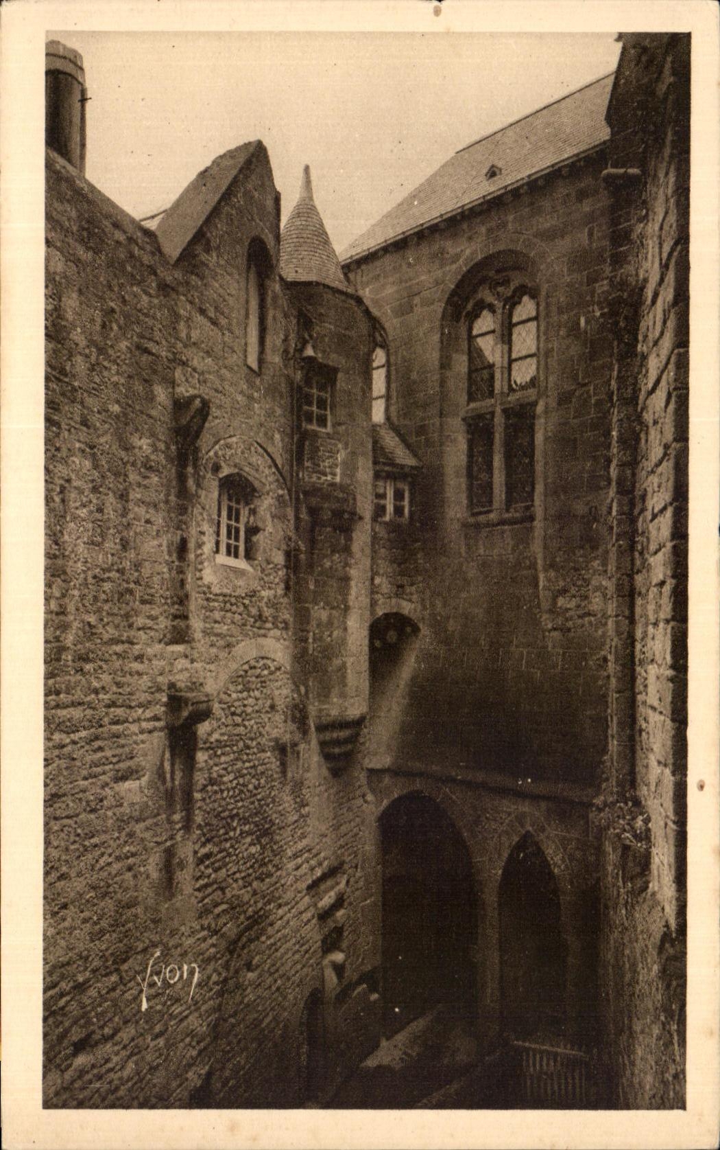 CPA Mount St Michel Court of the Wonder Room Beautiful Chair